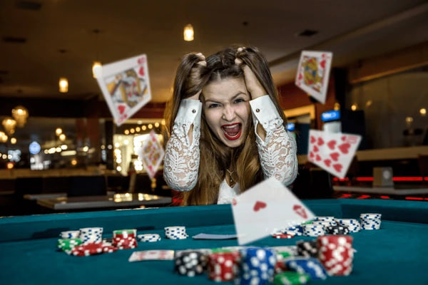 โฆษณาการพนันบน Facebook น่าเชื่อถือหรือไม่? วิธีหลีกเลี่ยงการถูกหลอกในการเล่นพนันออนไลน์